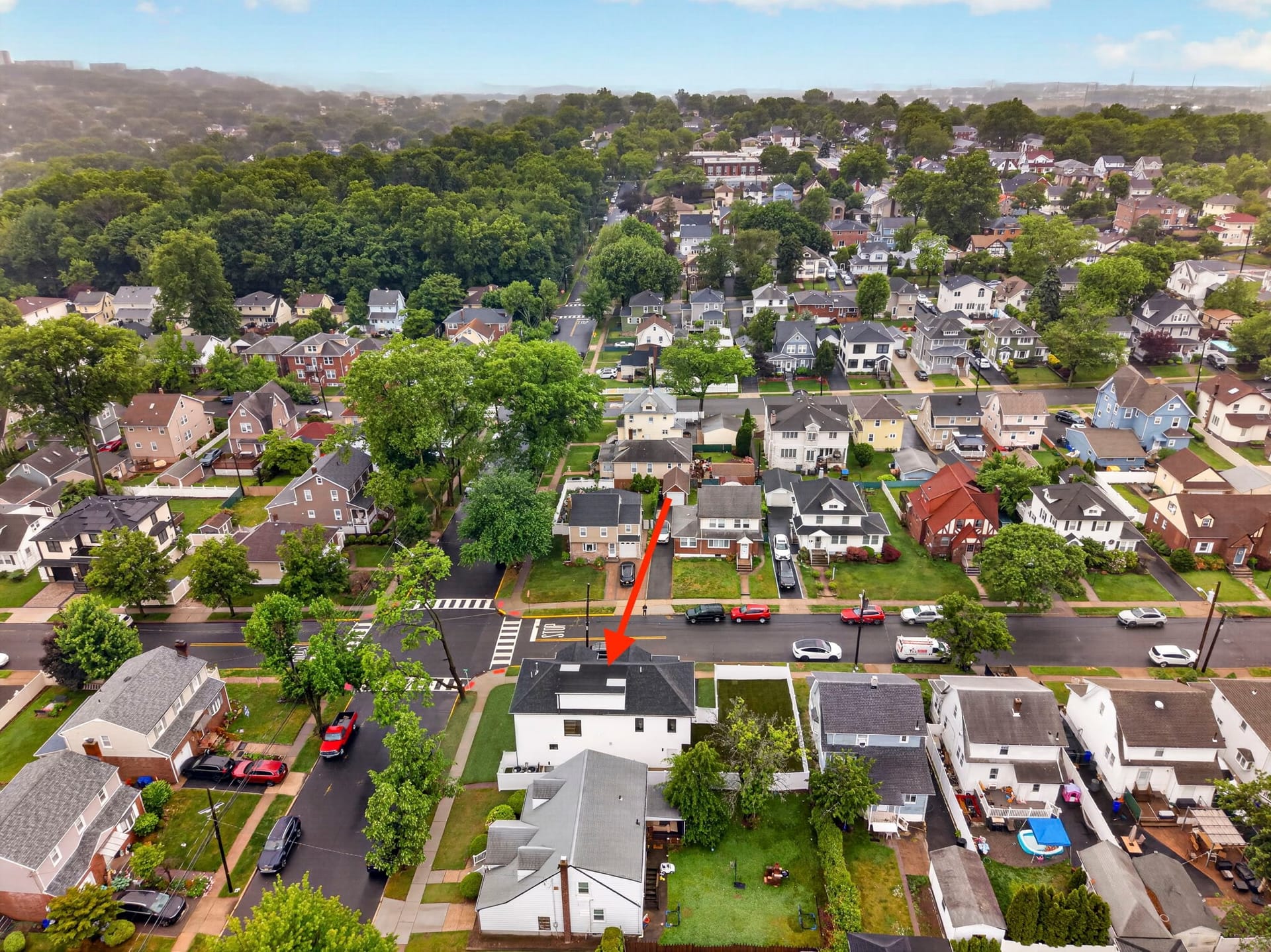 Aerial view of 887 Linden Avenue’s roofline and lot